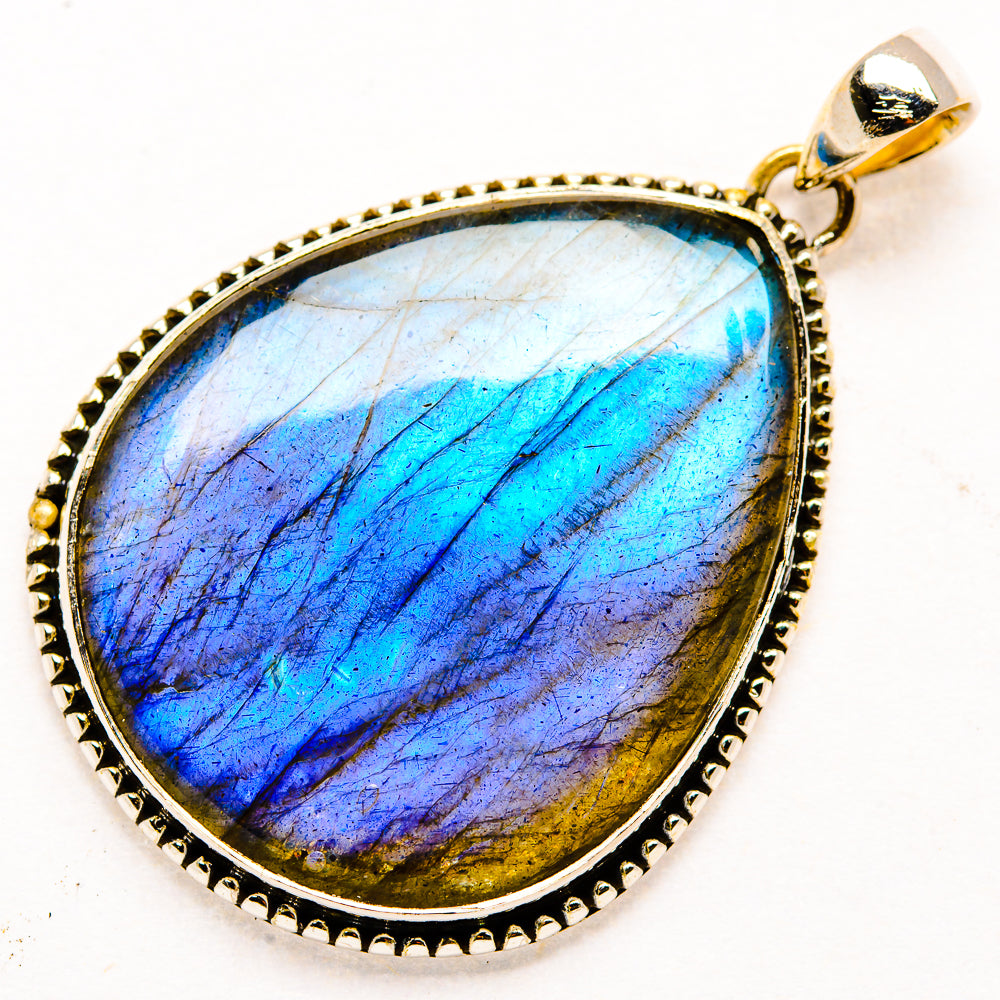 Labradorite Pendants handcrafted by Ana Silver Co - PD34229 - Photo 2