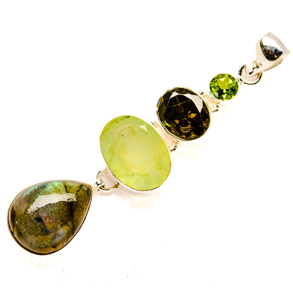 Labradorite Pendants handcrafted by Ana Silver Co - PD34233 - Photo 2