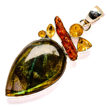 Labradorite Pendants handcrafted by Ana Silver Co - PD35648 - Photo 2