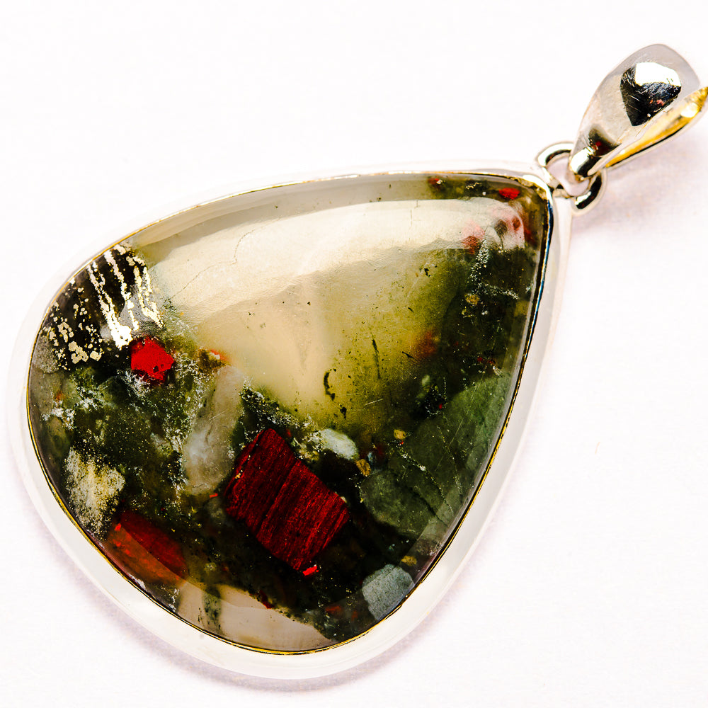 Sterling silver teardrop pendant with green and red bloodstone cabochon and top bail