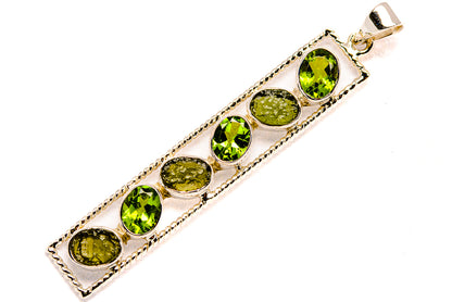 Sterling silver pendant bar with oval peridot-green gemstones and top bail