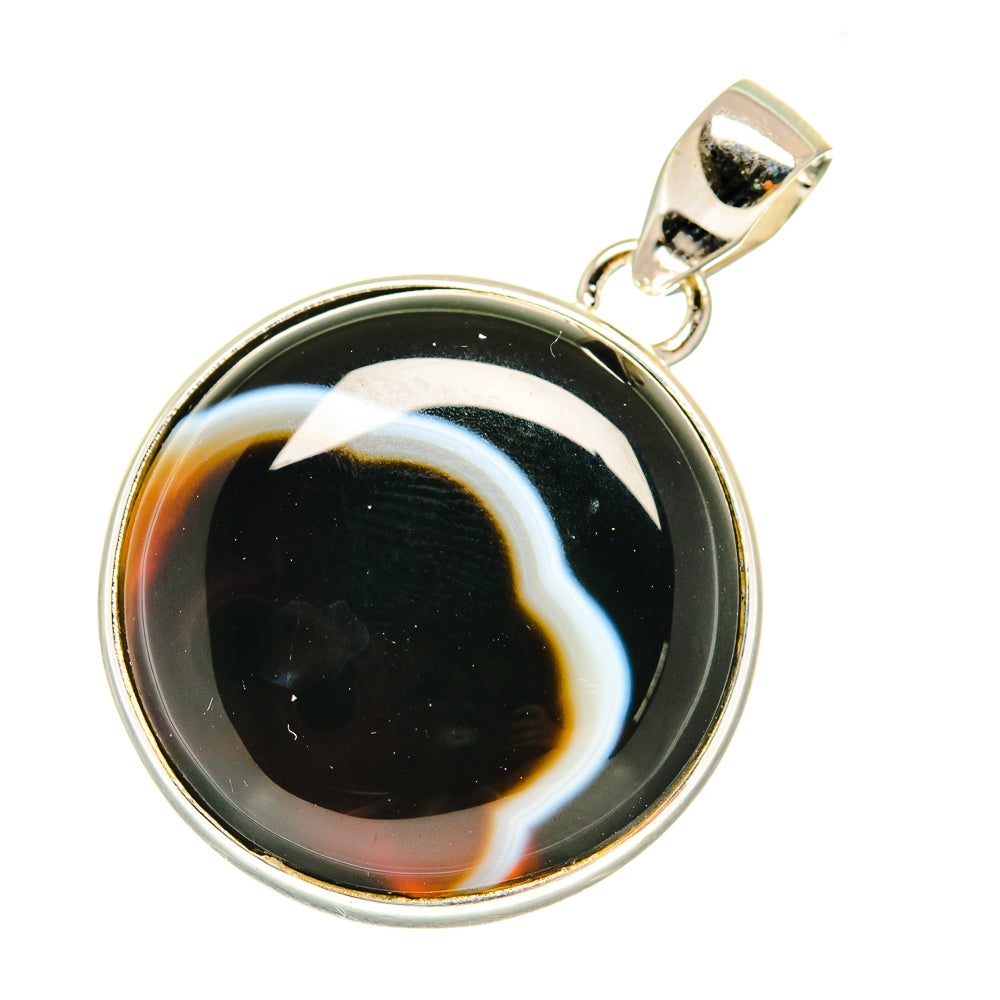 Round black agate pendant in 925 sterling silver bezel, white streaks and bail