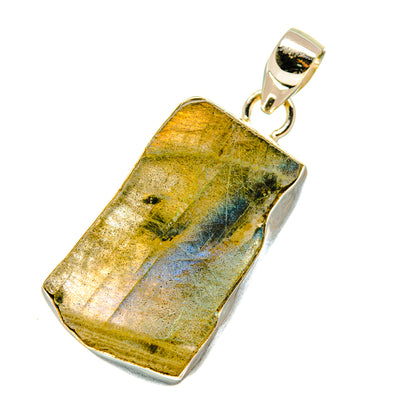 Labradorite Pendants handcrafted by Ana Silver Co - PD4399 - Photo 2