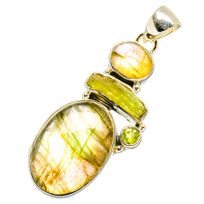 Labradorite Pendants handcrafted by Ana Silver Co - PD7055