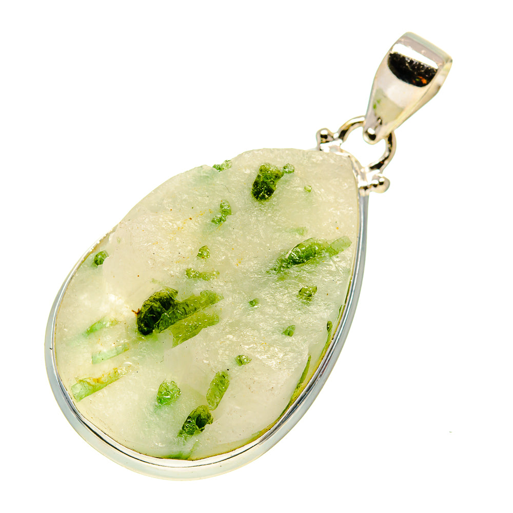 Green Quartz Crystal Pendants handcrafted by Ana Silver Co - PD743548