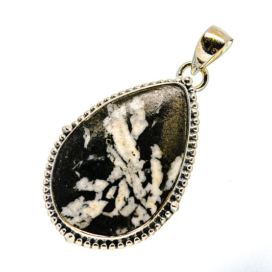 Chrysanthemum Stone Pendants handcrafted by Ana Silver Co - PD746415