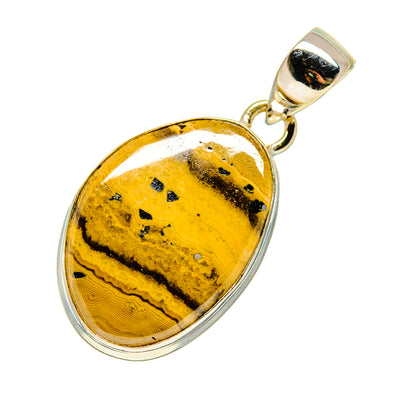 Schalenblende Pendants handcrafted by Ana Silver Co - PD747790 - Photo 2