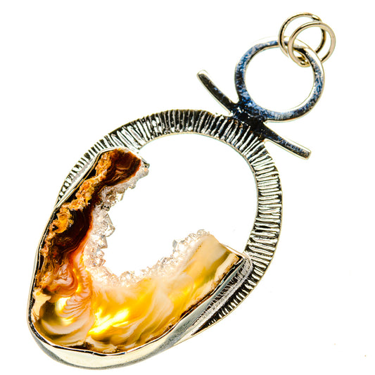 Geode Slice Pendants handcrafted by Ana Silver Co - PD755601