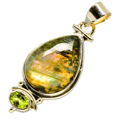 Labradorite Pendants handcrafted by Ana Silver Co - PD756103