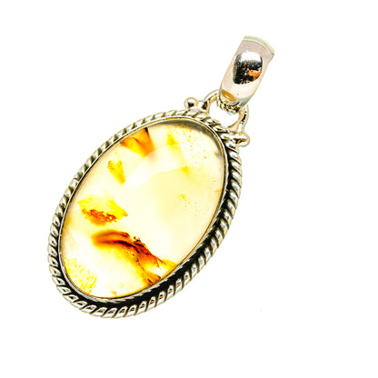 Oval Montana agate pendant in 925 sterling silver with textured rope bezel