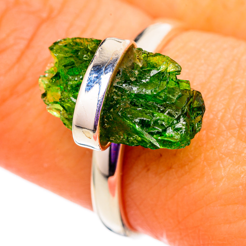 Chrome Diopside Rings handcrafted by Ana Silver Co - RING105807