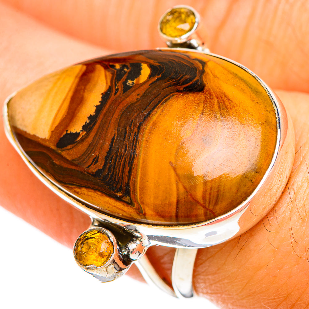 Oval picture jasper cabochon ring with two yellow citrine stones on silver band