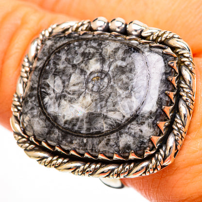 Large oval fossil stone ring with beaded silver rope border, size 10.25