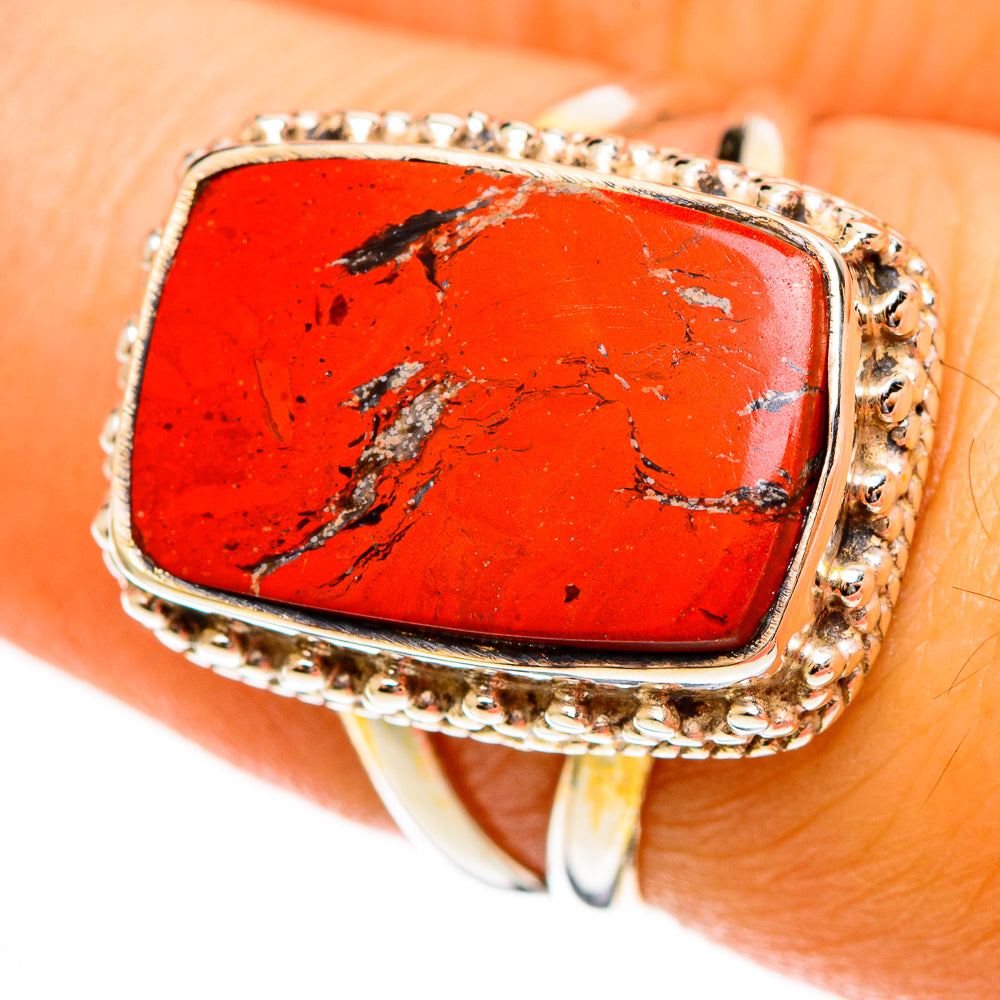 Sterling silver red jasper ring, rounded rectangular bezel with rope border, size 7.25