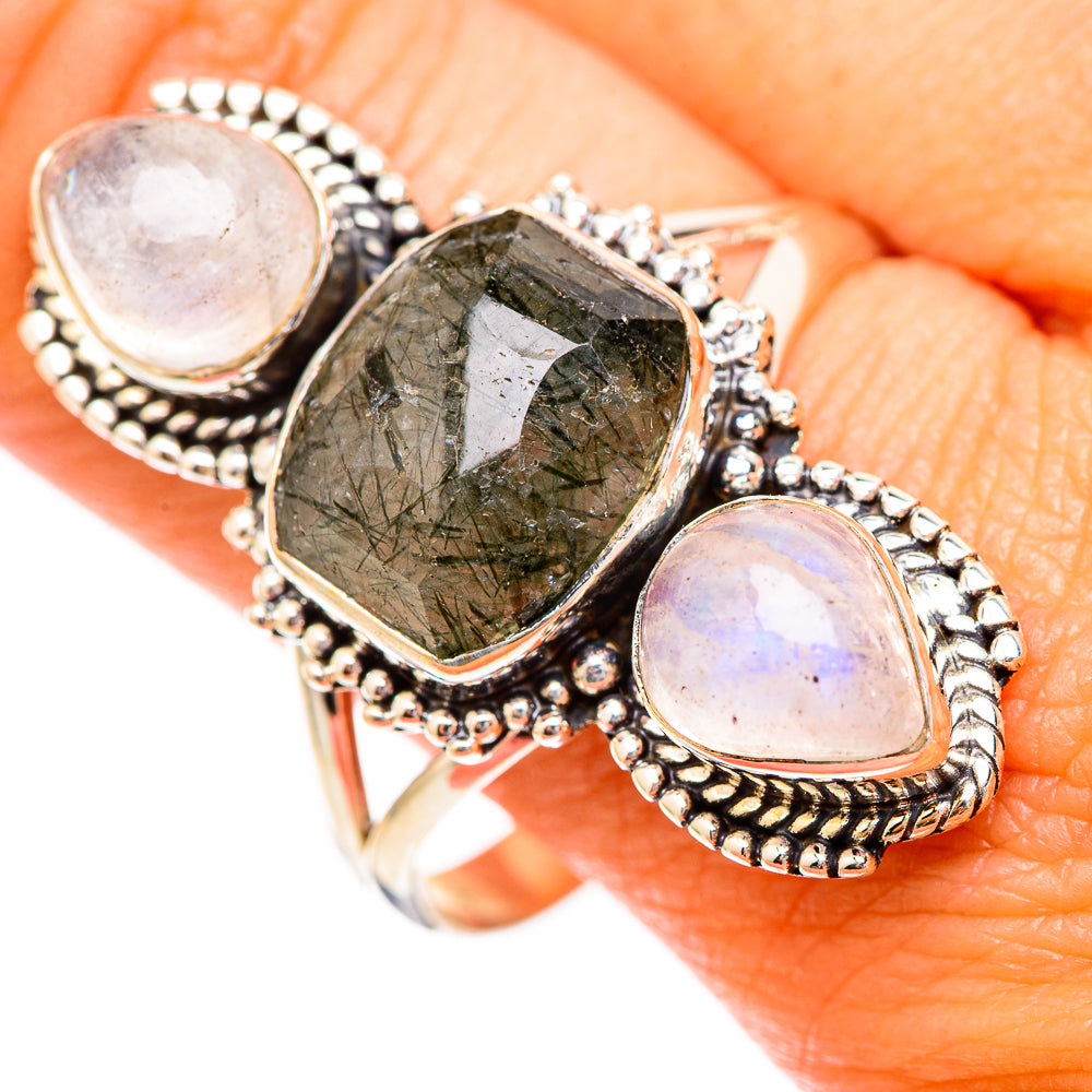 925 silver ring with two oval iridescent stones and green quartz center, beaded border