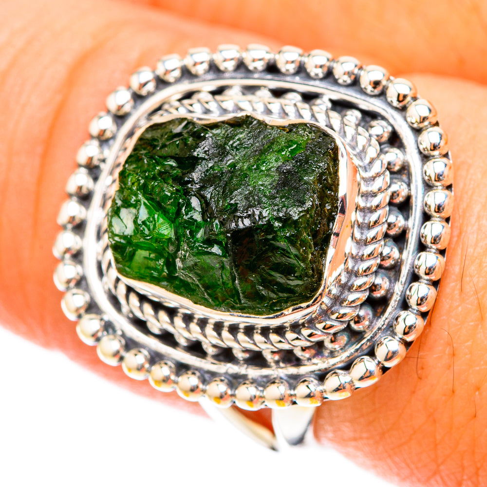 Chrome Diopside Rings handcrafted by Ana Silver Co - RING119546