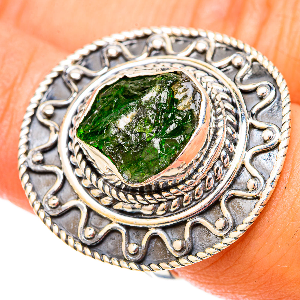 Chrome Diopside Rings handcrafted by Ana Silver Co - RING120658