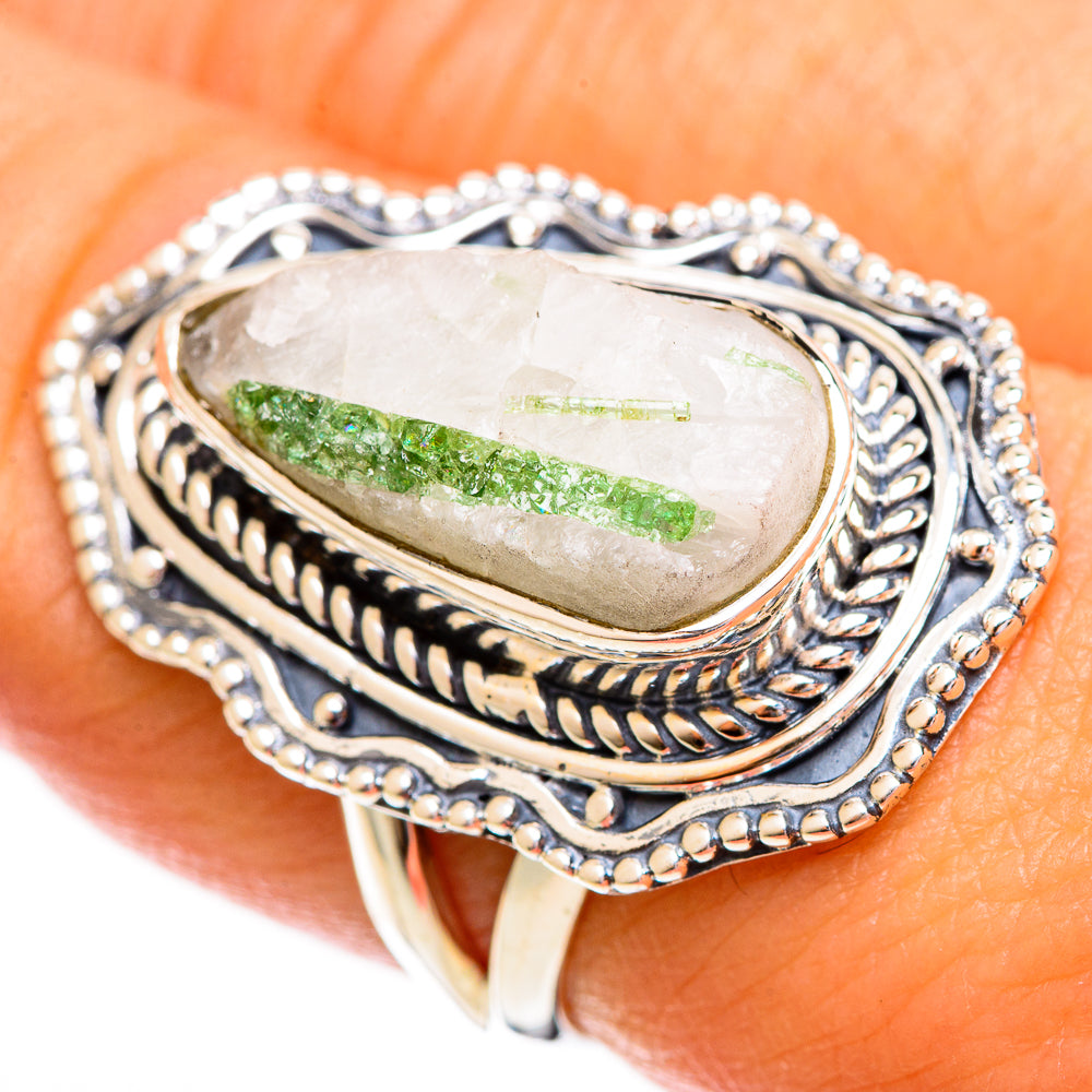 925 sterling silver ring with oval quartz setting and green tourmaline stripe, size 8