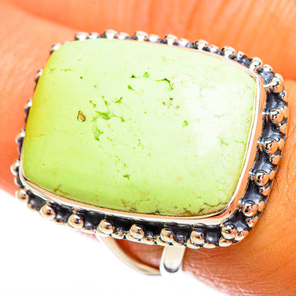 Chrysoprase gemstone ring, green rectangular cabochon in silver bead bezel, size 7.5