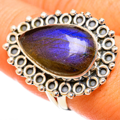 925 sterling silver labradorite ring with oval blue-purple gemstone, size 8.25