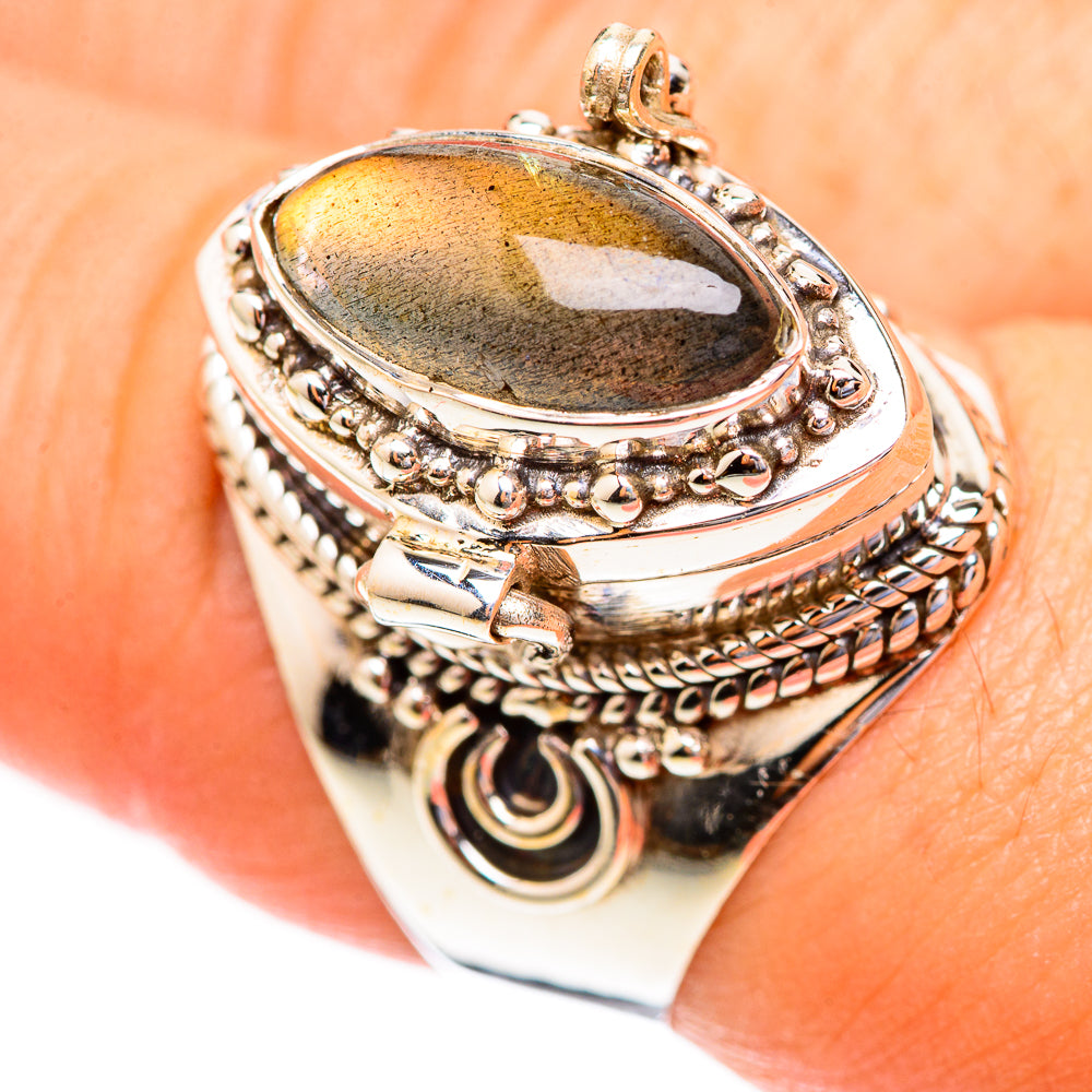 Labradorite Rings handcrafted by Ana Silver Co - RING123312