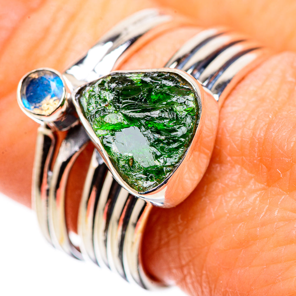 Chrome Diopside Rings handcrafted by Ana Silver Co - RING133576