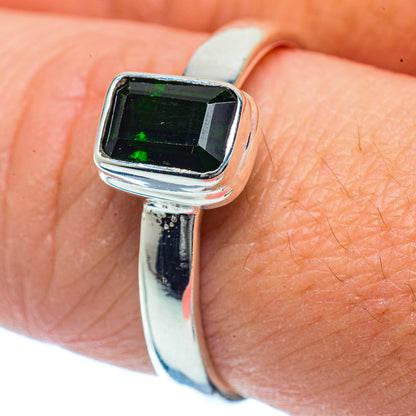 Chrome Diopside Rings handcrafted by Ana Silver Co - RING36371
