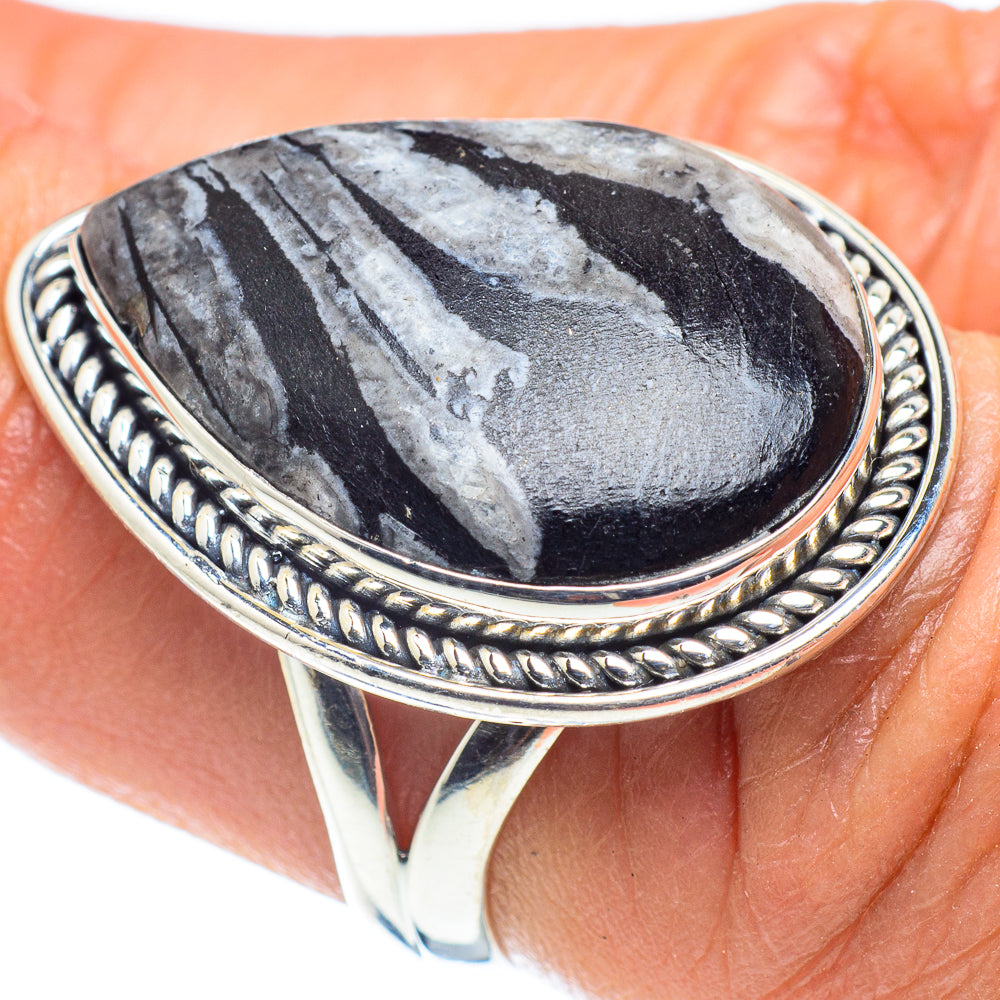 Chrysanthemum Stone Rings handcrafted by Ana Silver Co - RING58407
