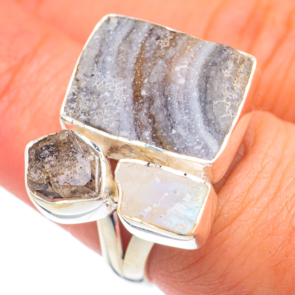 925 sterling silver ring with rectangular gray druzy stone and round top accent