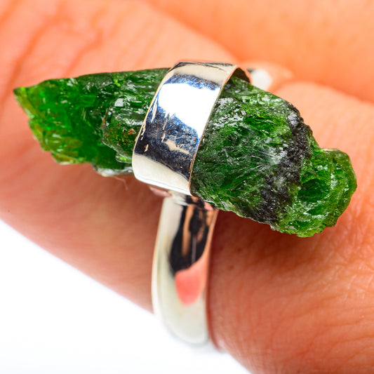 Chrome Diopside Rings handcrafted by Ana Silver Co - RING74270
