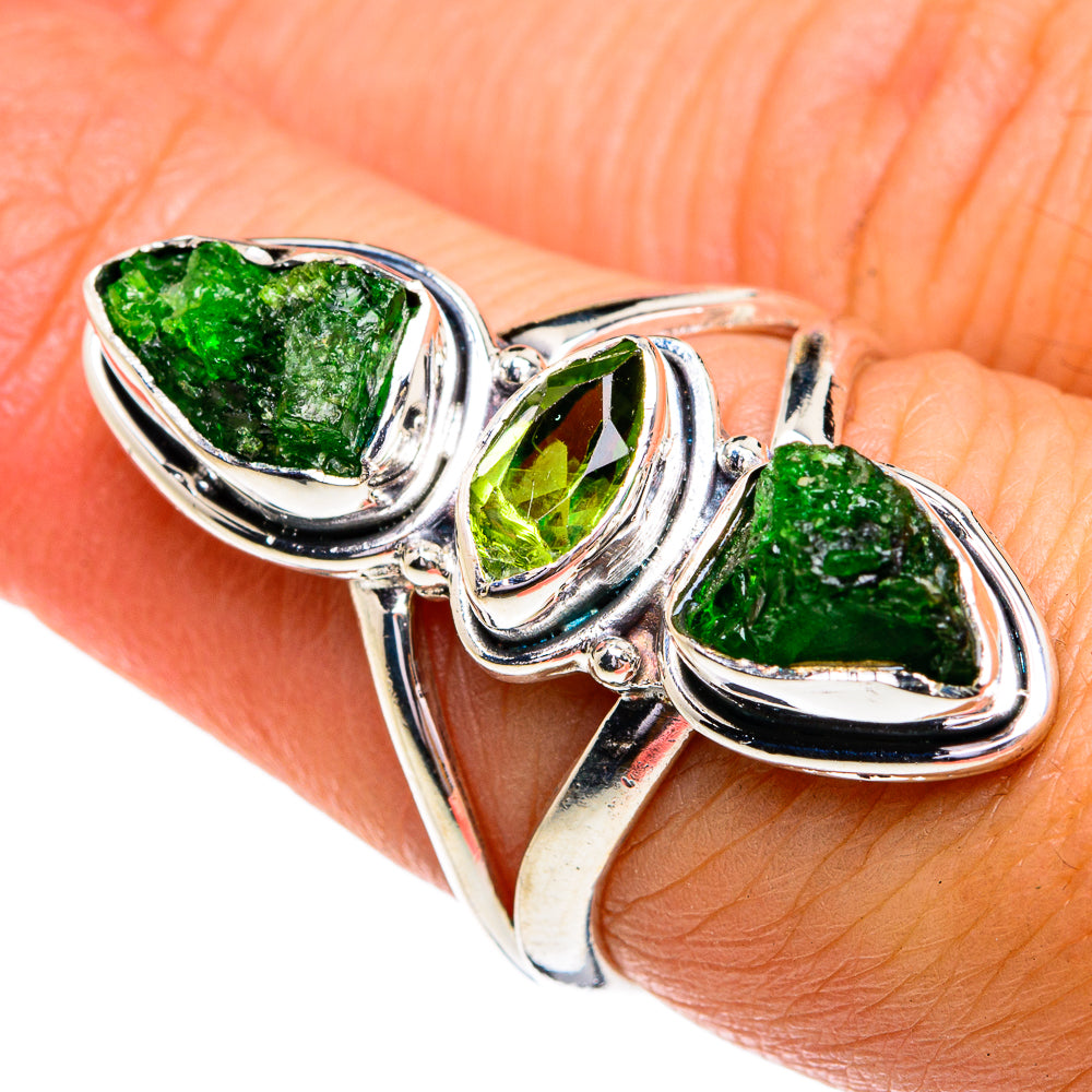Chrome Diopside Rings handcrafted by Ana Silver Co - RING79148