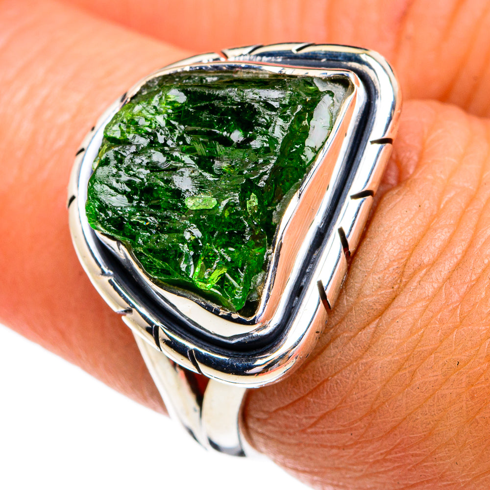 Chrome Diopside Rings handcrafted by Ana Silver Co - RING79236