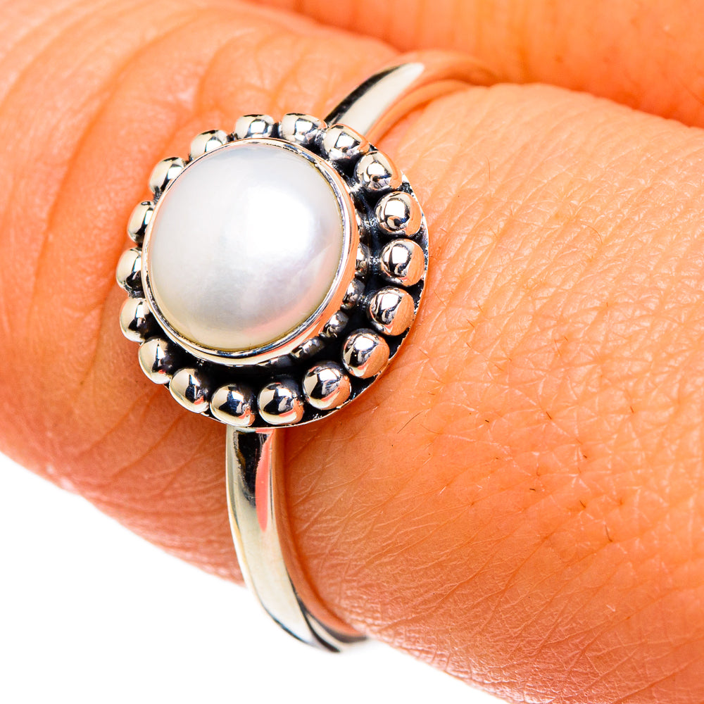 Cultured pearl ring with oval mother-of-pearl cabochon, beaded 925 sterling silver band