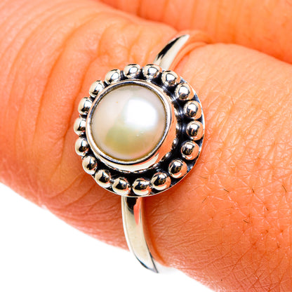 925 sterling silver pearl ring with round bezel and bead halo, size 8.25