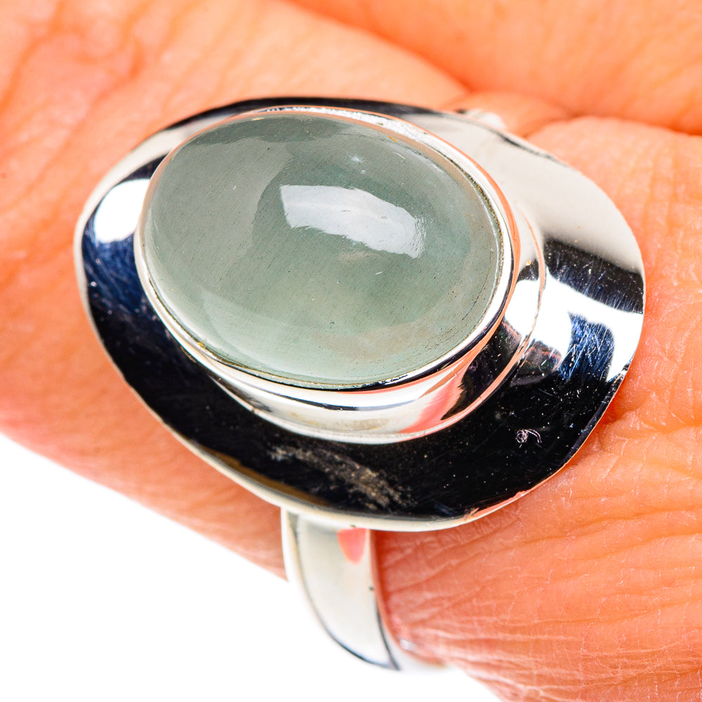 Oval aquamarine gemstone ring in 925 sterling silver, size 9.75