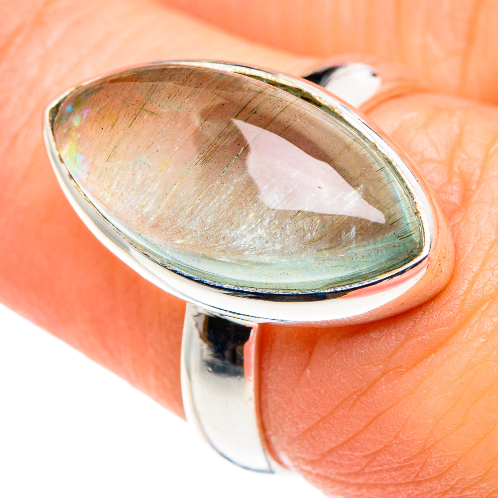 Size 6.5 aquamarine ring in 925 sterling silver with oval gemstone, close-up