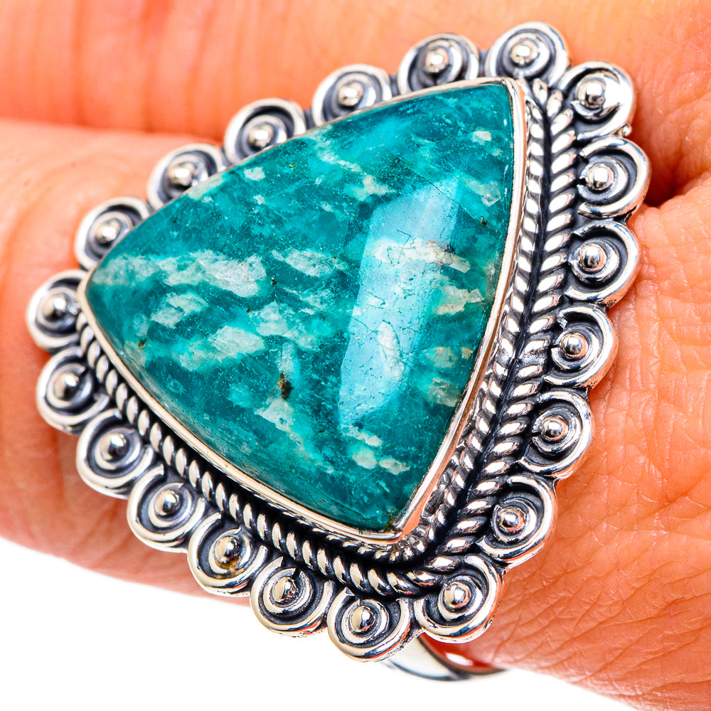 Amazonite triangle ring close-up: silver filigree border with blue-green gemstone