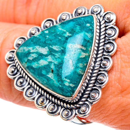 Amazonite triangle ring close-up: silver filigree border with blue-green gemstone
