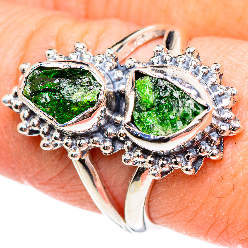 Chrome Diopside Rings handcrafted by Ana Silver Co - RING95310