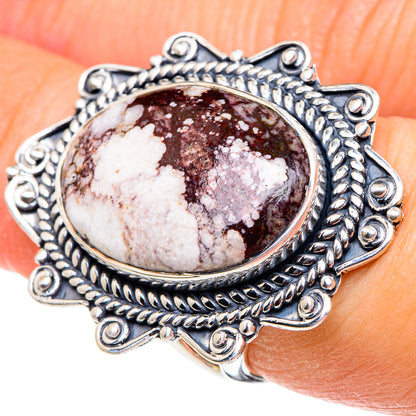 Oval wild horse jasper cabochon ring in silver-tone with detailed braided border