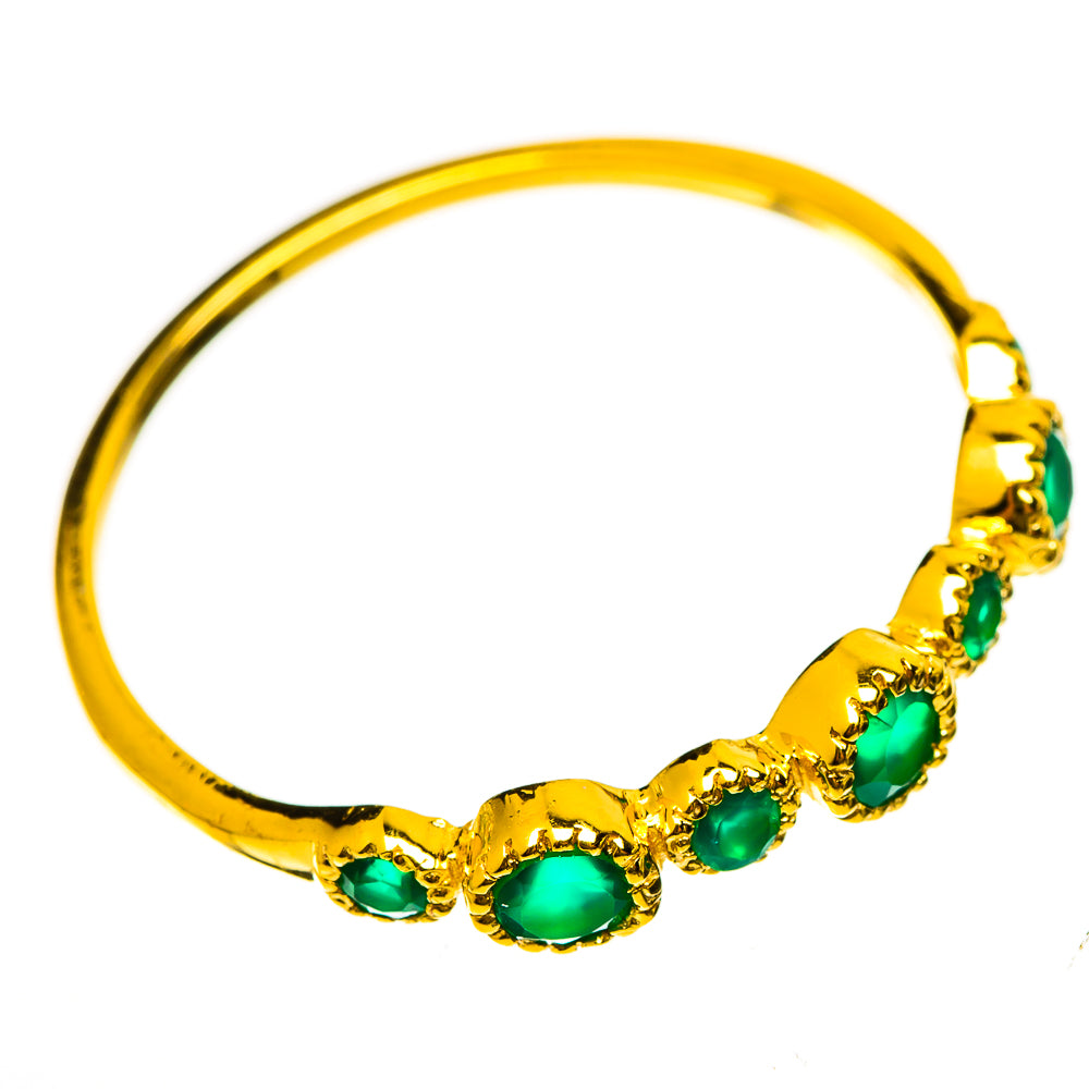 Gold-plated green onyx oval stone ring with five settings, smooth band
