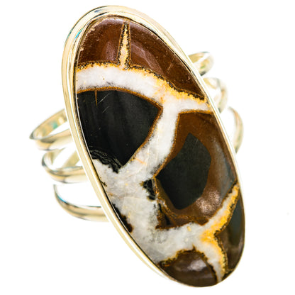 Septarian geode ring in 925 sterling silver, oval dark brown/black stone with white streaks