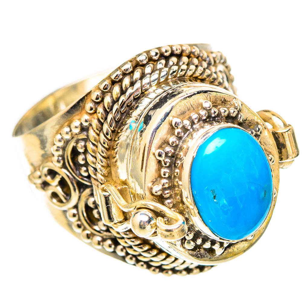 Turquoise cabochon ring with engraved beadwork and openwork band, silver-tone
