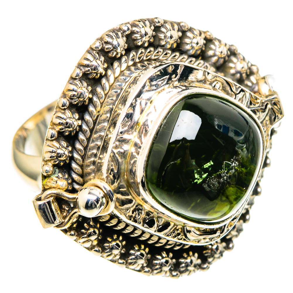 Large green tourmaline bezel ring in 925 sterling silver with ornate rope setting
