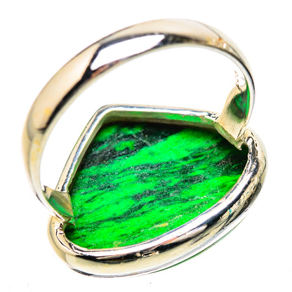 Sterling silver ring with green oval stone in bezel setting, open top view, size 10
